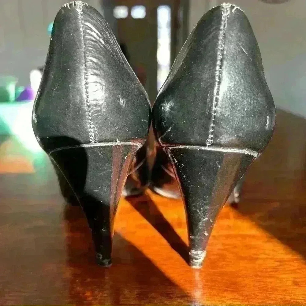 Aldo Women’s Black Patent Leather Pumps Heels Closed Toe Size 7 - Picture 5 of 8